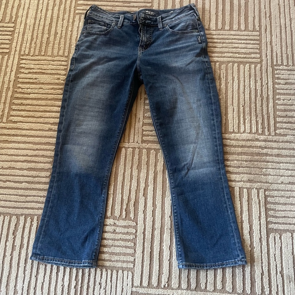Silver Jeans Avery Kick Crop in Blue and Gray